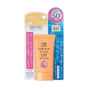 専科ミネラルウォーターでつくったUVエッセンスSPF50+