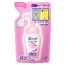 ビオレメイクも落とせる洗顔料うるうる密着泡つめかえ140ml