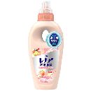 レノア本格消臭フルーティーソープ本体 580ml